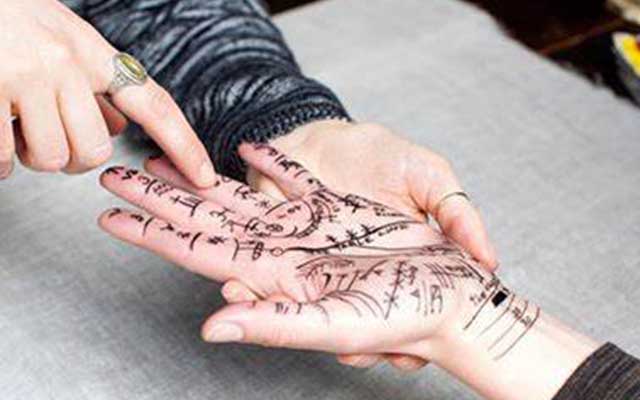 Palm Reader in Sydney